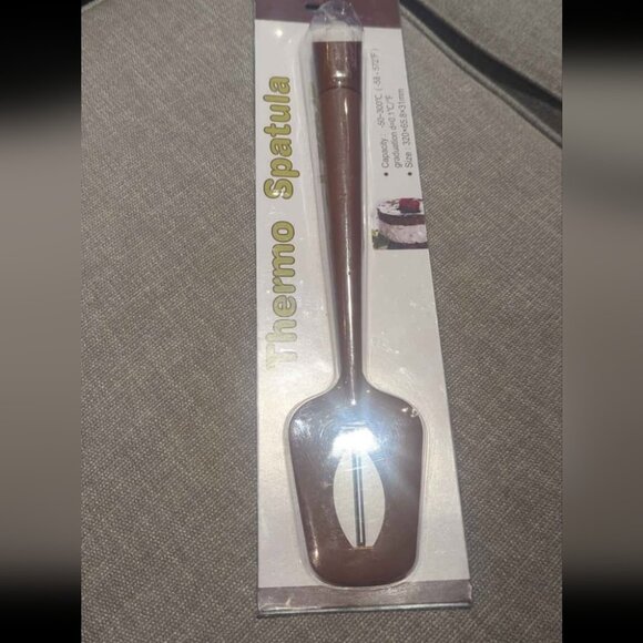 Digital Meat Thermometer with Brown Display - Picture 4 of 4